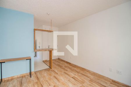 Sala de apartamento para alugar com 2 quartos, 40m² em Rubem Berta, Porto Alegre