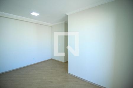 Sala de apartamento para alugar com 3 quartos, 65m² em Vila Piratininga, São Paulo