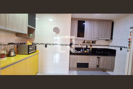 Cozinha  de apartamento à venda com 3 quartos, 78m² em Parque Sao Pedro, São Bernardo do Campo