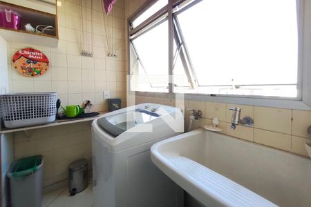 Apartamento à venda com 86m², 3 quartos e 1 vaga Apartamento à venda com 86m², 3 quartos e 1 vagaÁrea de Serviço