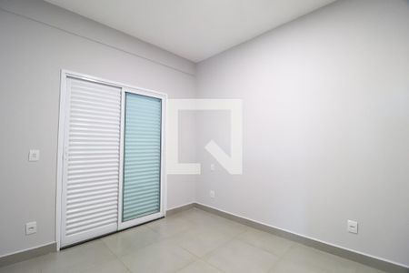 Quarto 1 de apartamento para alugar com 2 quartos, 81m² em Martins, Uberlândia