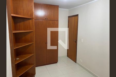 Quarto 1 de apartamento para alugar com 2 quartos, 50m² em Jardim Celeste, São Paulo