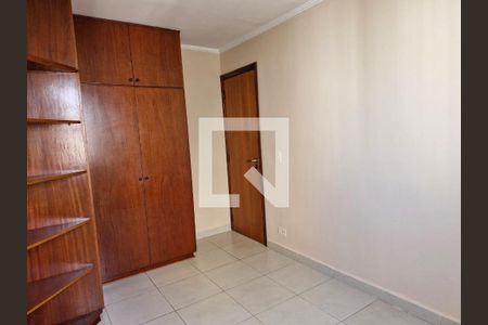Quarto 1 de apartamento para alugar com 2 quartos, 50m² em Jardim Celeste, São Paulo