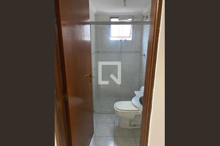 Banheiro de apartamento para alugar com 2 quartos, 50m² em Jardim Celeste, São Paulo