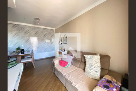 Sala de apartamento à venda com 2 quartos, 48m² em Jardim Flor da Montanha, Guarulhos