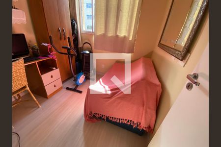 Quarto 1 de apartamento para alugar com 2 quartos, 48m² em Taquara, Rio de Janeiro