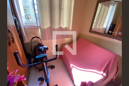 Quarto 1 de apartamento para alugar com 2 quartos, 48m² em Taquara, Rio de Janeiro