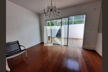Casa à venda com 4 quartos, 380m² em Jardim Guedala, São Paulo