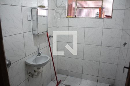 Casa à venda com 280m², 2 quartos e 1 vagaBanheiro