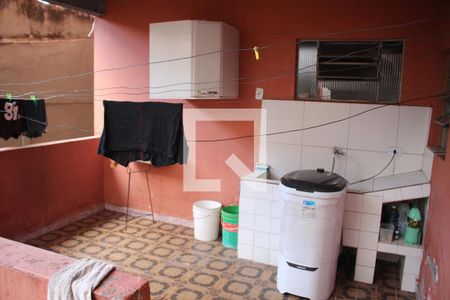 Casa à venda com 280m², 2 quartos e 1 vagaÁrea de Serviço