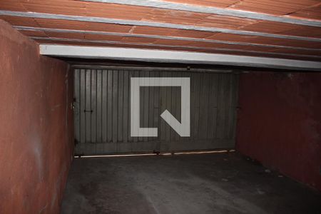 Casa à venda com 280m², 2 quartos e 1 vagaGaragem