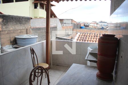 Casa à venda com 280m², 2 quartos e 1 vagaÁrea de Serviço 2