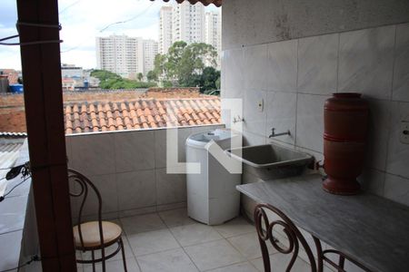 Casa à venda com 280m², 2 quartos e 1 vagaÁrea de Serviço 2