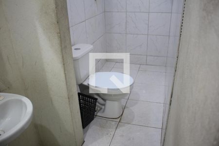 Casa à venda com 280m², 2 quartos e 1 vagaBanheiro/Suite