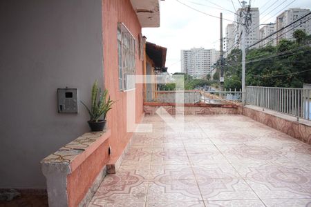 Casa à venda com 280m², 2 quartos e 1 vagaQuintal