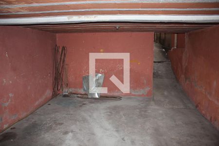 Casa à venda com 280m², 2 quartos e 1 vagaGaragem