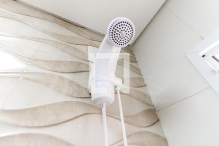 Banheiro Suíte 2  de casa de condomínio à venda com 2 quartos, 72m² em Vila Carmosina, São Paulo