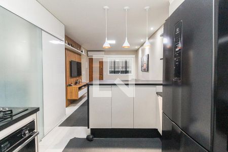 Cozinha de casa de condomínio à venda com 2 quartos, 72m² em Vila Carmosina, São Paulo