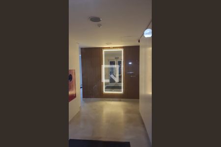 Hall social de apartamento à venda com 2 quartos, 53m² em Jardim Maria Helena, Barueri