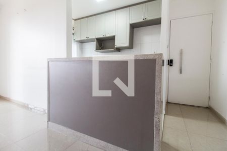 Cozinha de apartamento à venda com 2 quartos, 53m² em Jardim Maria Helena, Barueri