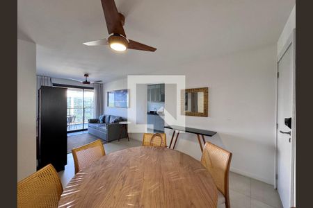 Sala de apartamento à venda com 2 quartos, 80m² em Barra da Tijuca, Rio de Janeiro