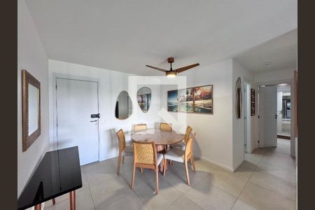 Sala de apartamento à venda com 2 quartos, 80m² em Barra da Tijuca, Rio de Janeiro