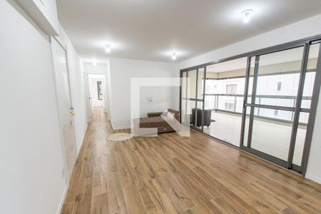 Sala de apartamento à venda com 3 quartos, 120m² em Vila Dom Pedro I, São Paulo