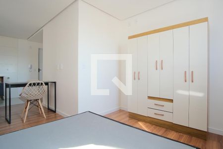 Quarto de apartamento para alugar com 1 quarto, 30m² em Vila Carrão, São Paulo