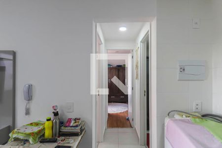 Sala/Cozinha de apartamento para alugar com 2 quartos, 32m² em Vila Ema, São Paulo