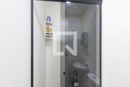 Banheiro de apartamento para alugar com 2 quartos, 32m² em Vila Ema, São Paulo