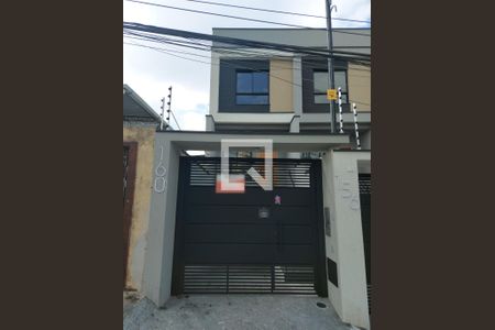 Fachada de casa à venda com 3 quartos, 134m² em Vila Araguaia, São Paulo