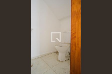 Lavabo de casa de condomínio à venda com 2 quartos, 70m² em Vila Uniao (zona Leste), São Paulo