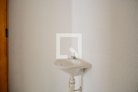 Lavabo de casa de condomínio à venda com 2 quartos, 70m² em Vila Uniao (zona Leste), São Paulo