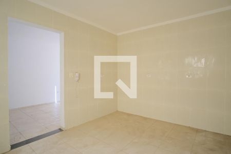 Cozinha de casa de condomínio à venda com 2 quartos, 70m² em Vila Uniao (zona Leste), São Paulo