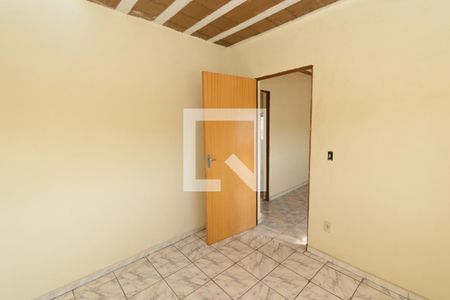Casa2 - Quarto 1 de casa à venda com 8 quartos, 306m² em Califórnia, Belo Horizonte