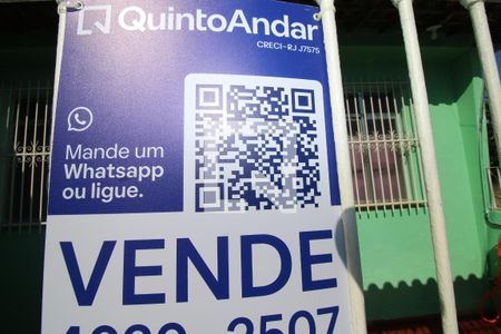 Placa de casa à venda com 3 quartos, 180m² em Vaz Lobo, Rio de Janeiro