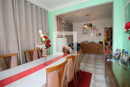 Sala de casa à venda com 3 quartos, 180m² em Vaz Lobo, Rio de Janeiro