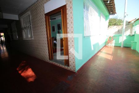 Garagem de casa à venda com 3 quartos, 180m² em Vaz Lobo, Rio de Janeiro