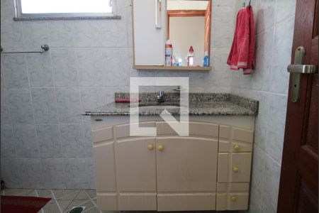Banheiro 1 de casa à venda com 3 quartos, 180m² em Vaz Lobo, Rio de Janeiro