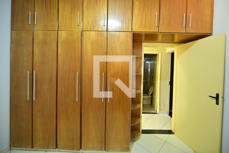 Quarto de casa para alugar com 3 quartos, 285m² em Jardim Leblon, Goiânia