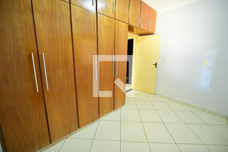 Quarto de casa para alugar com 3 quartos, 285m² em Jardim Leblon, Goiânia