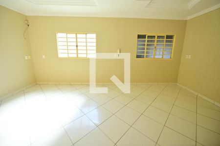 Sala de casa para alugar com 3 quartos, 285m² em Jardim Leblon, Goiânia