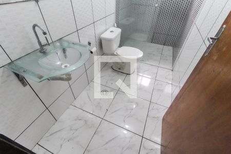 Banheiro  de casa à venda com 4 quartos, 175m² em Jardim Ipanema (sao Miguel), São Paulo