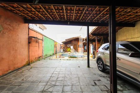 Garagem de casa à venda com 3 quartos, 264m² em Vila Vessoni, São Paulo