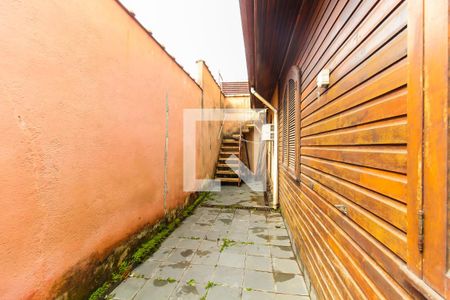 Quintal de casa à venda com 3 quartos, 264m² em Vila Vessoni, São Paulo