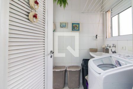 Apartamento à venda com 83m², 2 quartos e 1 vagaCozinha e Área de Serviço