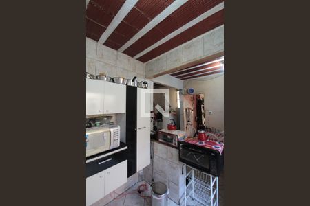 Cozinha de casa à venda com 3 quartos, 105m² em Primeiro de Maio, Belo Horizonte