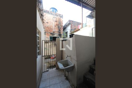 Área de Serviço de casa à venda com 3 quartos, 105m² em Primeiro de Maio, Belo Horizonte