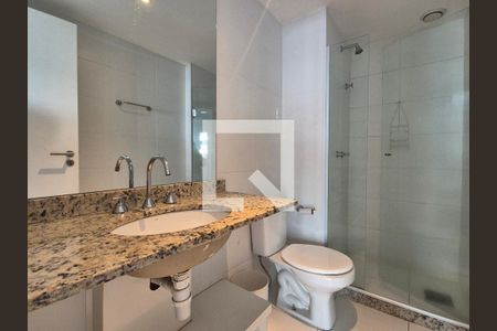 Banheiro de apartamento para alugar com 2 quartos, 75m² em Recreio dos Bandeirantes, Rio de Janeiro