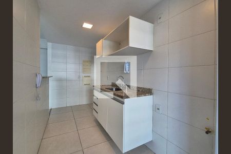 Cozinha de apartamento para alugar com 2 quartos, 75m² em Recreio dos Bandeirantes, Rio de Janeiro
